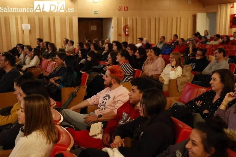 Monólogo de Marina Marroquí en el Auditorio Fonseca. Fotos: David Sañudo.