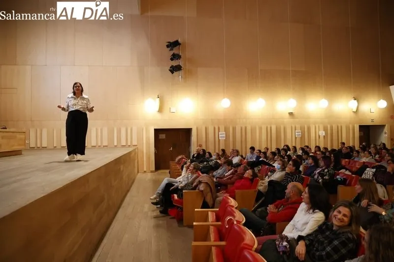 Monólogo de Marina Marroquí en el Auditorio Fonseca. Fotos: David Sañudo.