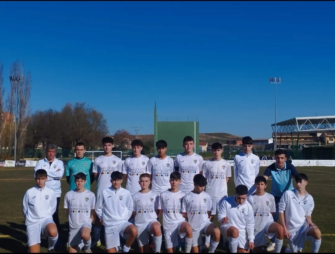 Foto 6 - Resultados de la decimocuarta jornada para el Alba de Tormes Club de F&uacute;tbol