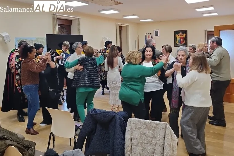 Celebración de la fiesta de las águedas en Villarino de los Aires 