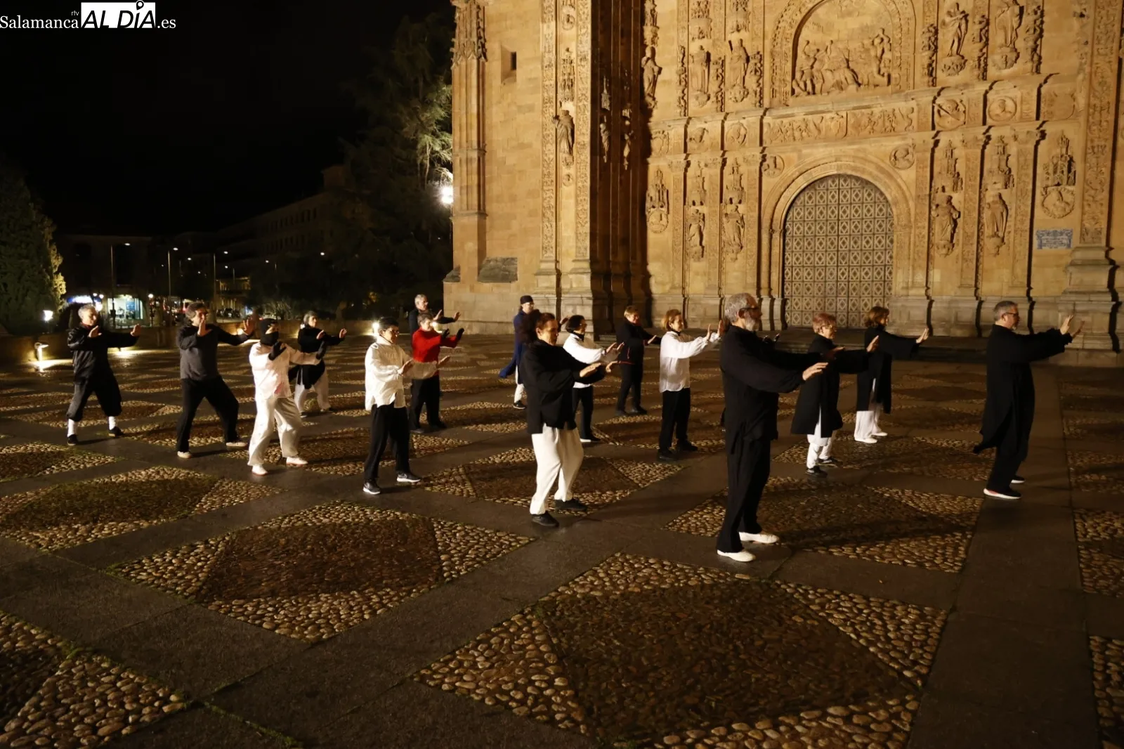 Clase abierta de Wudang en la plaza de San Esteban. Fotos: David Sañudo.
