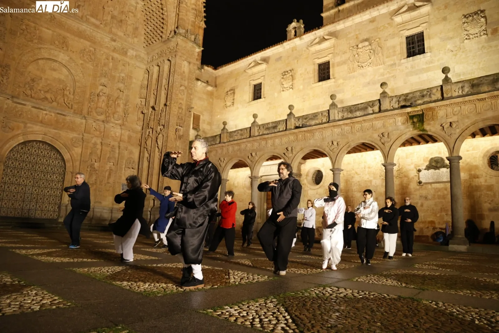 Clase abierta de Wudang en la plaza de San Esteban. Fotos: David Sañudo.