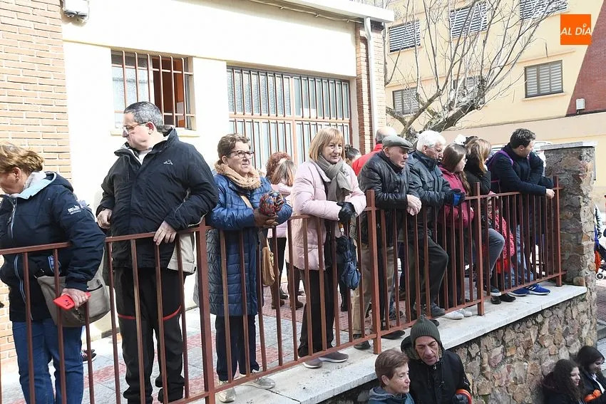 Foto 3 - Corneado un hombre en el muslo en el primer encierro del Carnaval