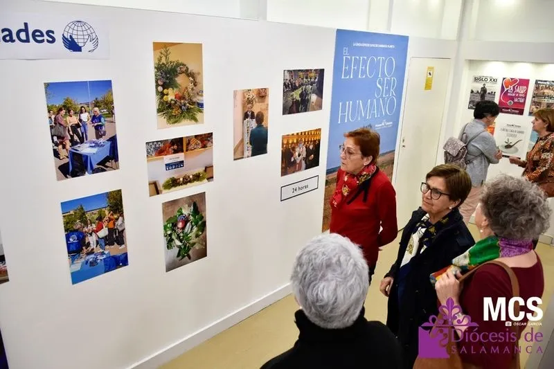 Exposición “65 Años” de Manos Unidas, que ha instalado en la segunda planta del Centro Comercial El Tormes.  Foto Óscar García - Diócesis Salamanca