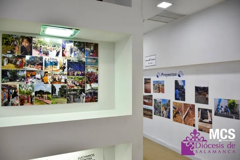 Exposición “65 Años” de Manos Unidas, que ha instalado en la segunda planta del Centro Comercial El Tormes.  Foto Óscar García - Diócesis Salamanca