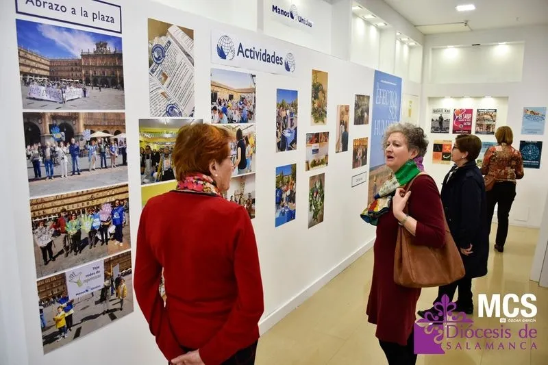 Exposición “65 Años” de Manos Unidas, que ha instalado en la segunda planta del Centro Comercial El Tormes.  Foto Óscar García - Diócesis Salamanca