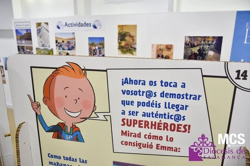 Exposición “65 Años” de Manos Unidas, que ha instalado en la segunda planta del Centro Comercial El Tormes.  Foto Óscar García - Diócesis Salamanca