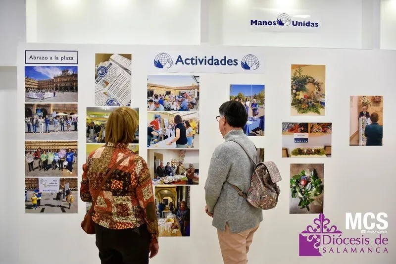 Exposición “65 Años” de Manos Unidas, que ha instalado en la segunda planta del Centro Comercial El Tormes.  Foto Óscar García - Diócesis Salamanca