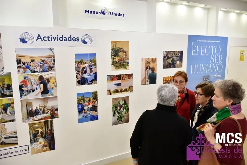 Exposición “65 Años” de Manos Unidas, que ha instalado en la segunda planta del Centro Comercial El Tormes.  Foto Óscar García - Diócesis Salamanca