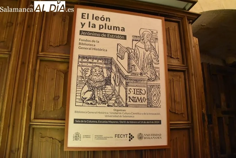 Exposición 'El león y la Pluma', en la Sala de la Columna del Edificio de las Escuelas Mayores de la USAL. Foto de Vanesa Martins