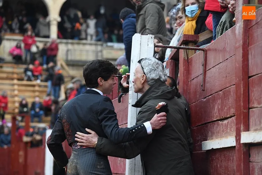 Foto 5 - Ortega Cano visita el Carnaval del Toro