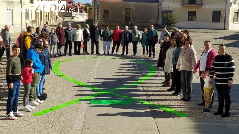 Lazo humano en Hinojosa de Duero
