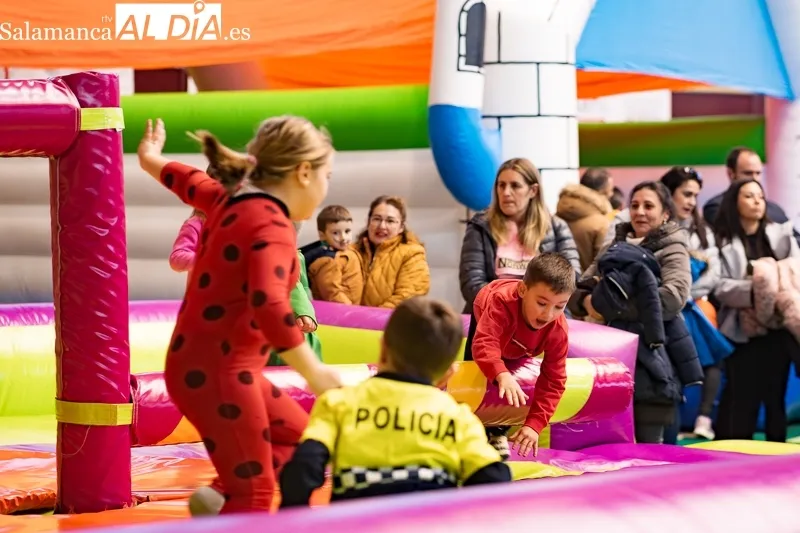 Foto 5 - Hinchables para celebrar el Lunes de Carnaval en Alba de Tormes