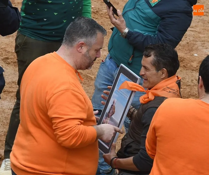 Foto 7 - Jer&oacute;nimo Sandoval se lleva la primera distinci&oacute;n &lsquo;Conrado Abad&rsquo;