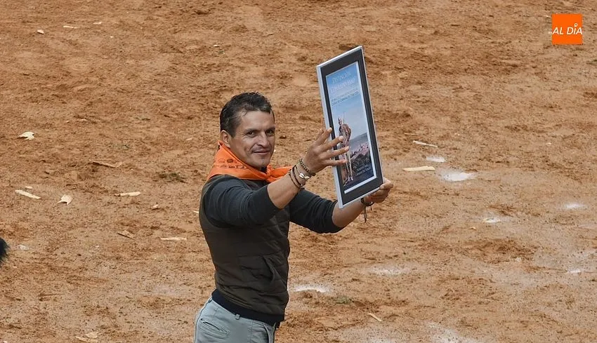 Foto 6 - Jer&oacute;nimo Sandoval se lleva la primera distinci&oacute;n &lsquo;Conrado Abad&rsquo;
