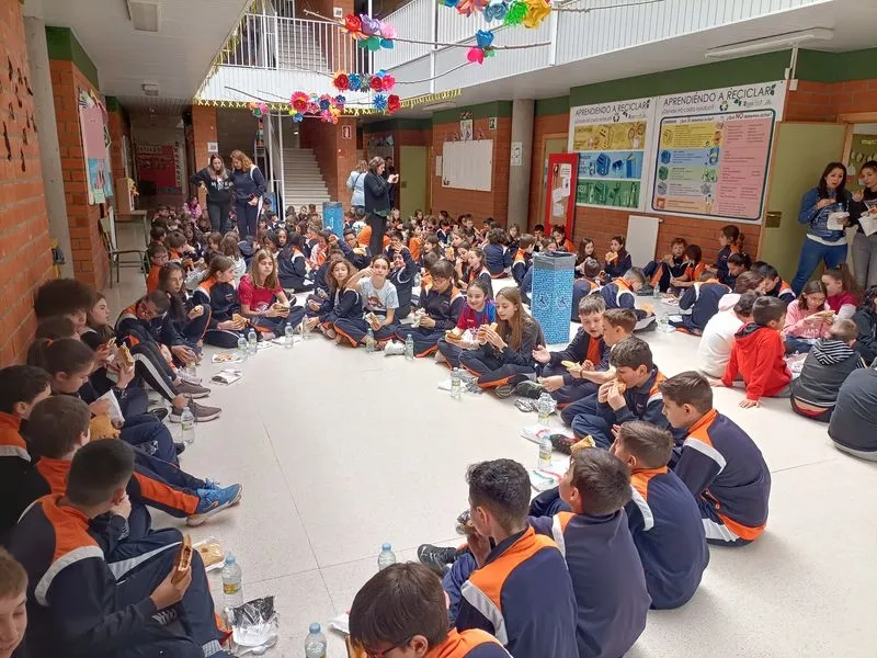Operación Bocata en el Colegio Antonio Machado