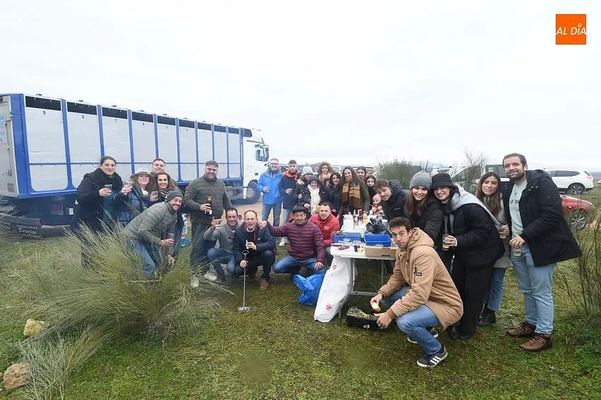 Foto 3 - El encierro a caballo propicia m&uacute;ltiples almuerzos camperos