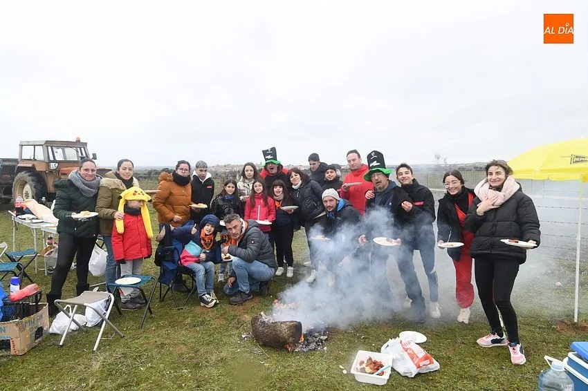Foto 5 - El encierro a caballo propicia m&uacute;ltiples almuerzos camperos