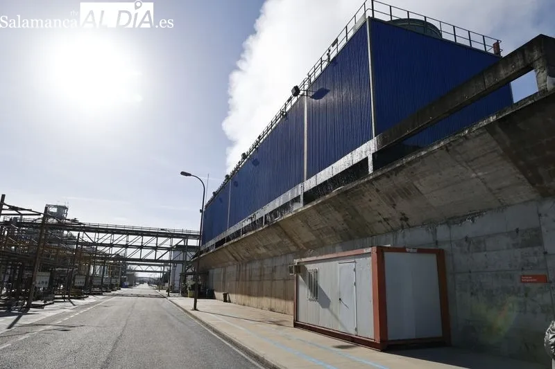 Visita del alcalde de Salamanca capital, Carlos García Carbayo, a la planta dedel grupo Vertex Bioenergy (Biocarburantes de Castilla y León), situada en Babilafuente. Foto de David Sañudo