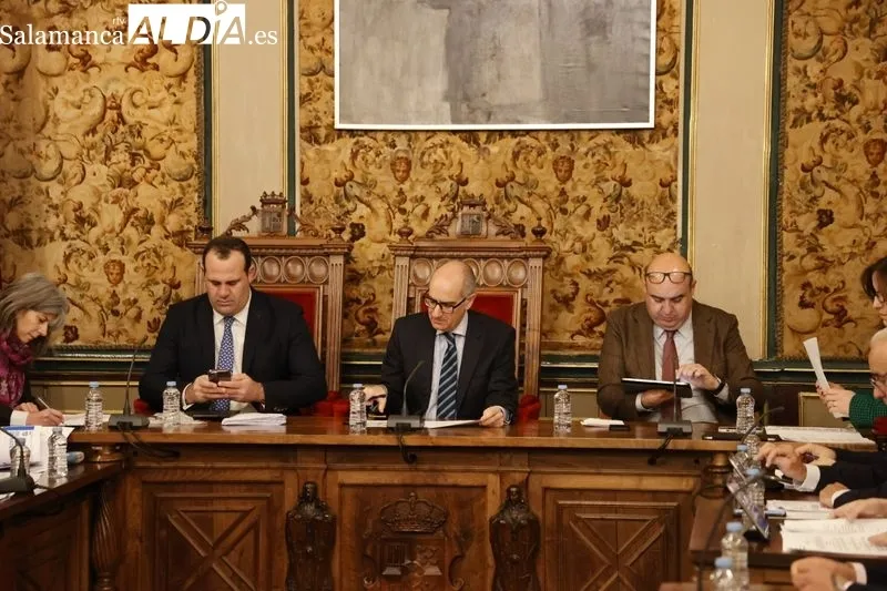 Pleno de la Diputación de Salamanca celebrado este miércoles 28 de febrero. Foto David Sañudo