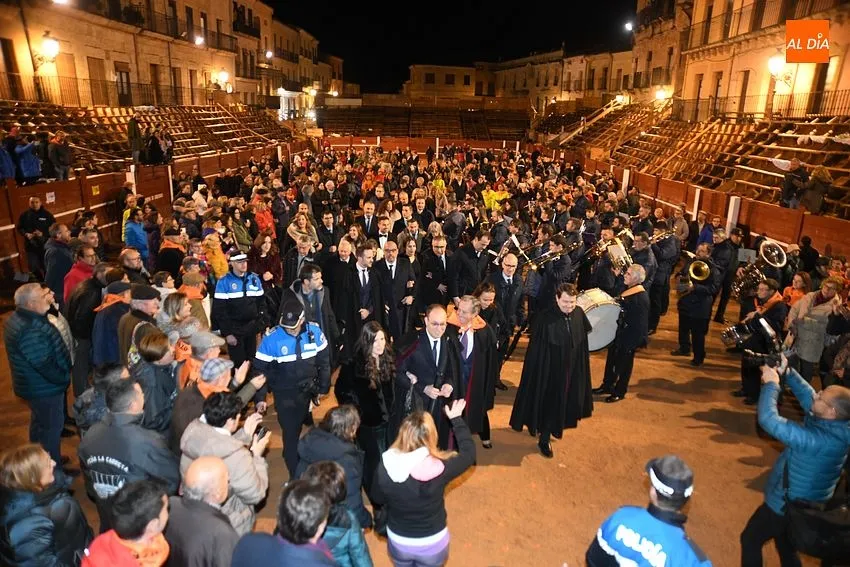 Foto 11 - Deseos de &ldquo;larga vida&rdquo; al Carnaval por parte del Capea acompa&ntilde;ado de m&uacute;ltiples autoridades