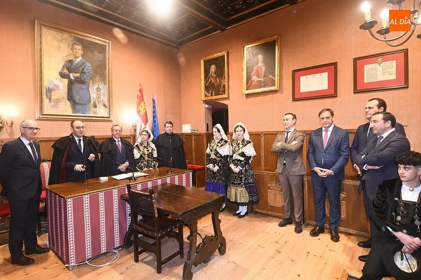 Foto 6 - Deseos de &ldquo;larga vida&rdquo; al Carnaval por parte del Capea acompa&ntilde;ado de m&uacute;ltiples autoridades