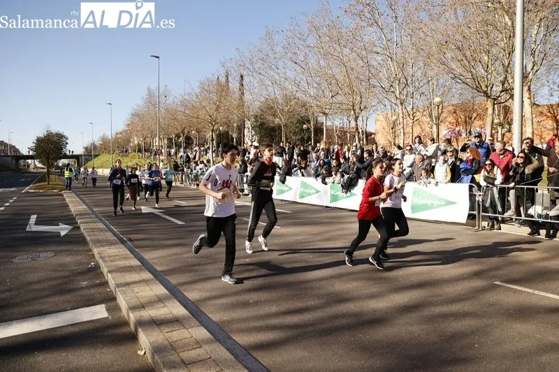 La XXIX Carrera Popular Don Bosco llena de participantes las calles de Salamanca | FOTOS: David Sañudo 