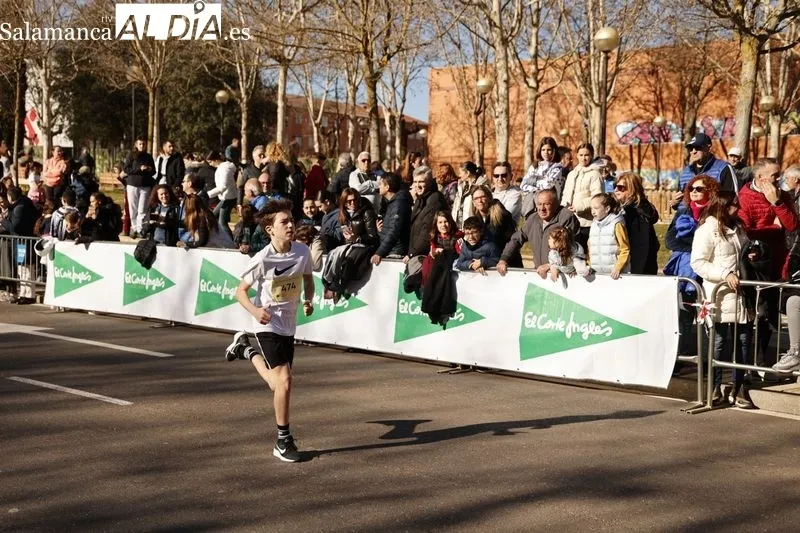 La XXIX Carrera Popular Don Bosco llena de participantes las calles de Salamanca | FOTOS: David Sañudo 