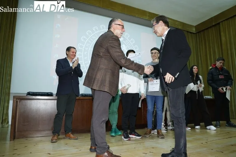 Entrega de premios de la Olimpiada de Geología | FOTOS: David Sañudo