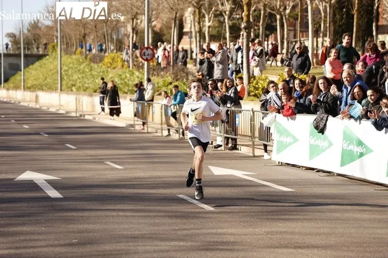 La XXIX Carrera Popular Don Bosco llena de participantes las calles de Salamanca | FOTOS: David Sañudo 