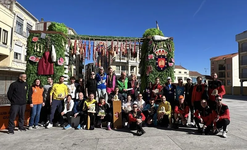Javier Alves y Gema Martín se proclaman ganadores de la IX Media Maratón de Guijuelo 