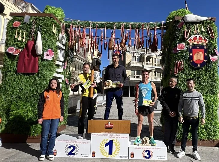 Javier Alves y Gema Martín se proclaman ganadores de la IX Media Maratón de Guijuelo 