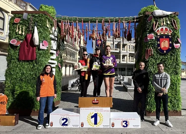 Javier Alves y Gema Martín se proclaman ganadores de la IX Media Maratón de Guijuelo 