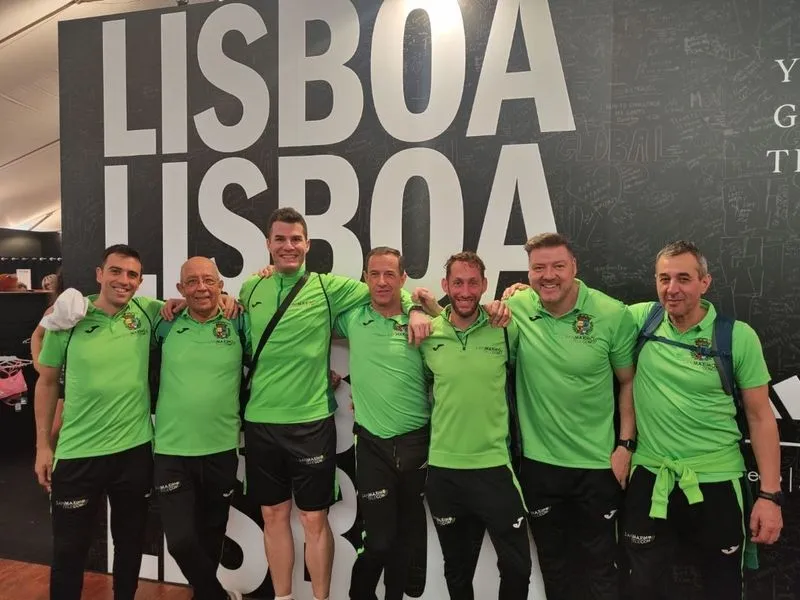Miembros del Club De Running San Máximo Telecom en la media maratón de Lisboa
