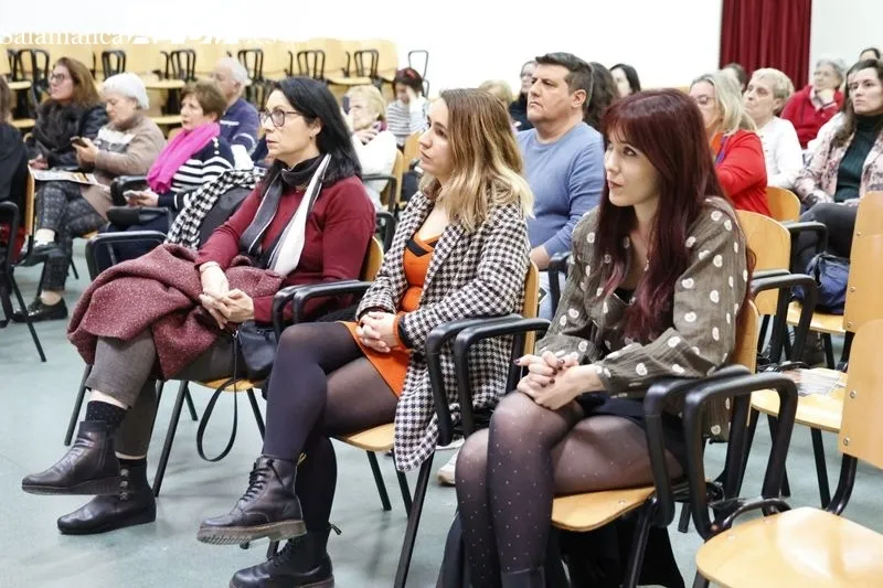‘Ellas borradas en la historia’, charla en la Casa de la Mujer 'Clara Campoamor'. Fotos: David Sañudo