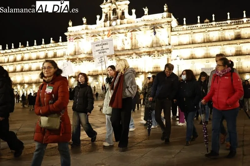 Manifestación convocada por el Movimiento Feminista de Salamanca por las calles de la capital salmantina. Fotos: David Sañudo