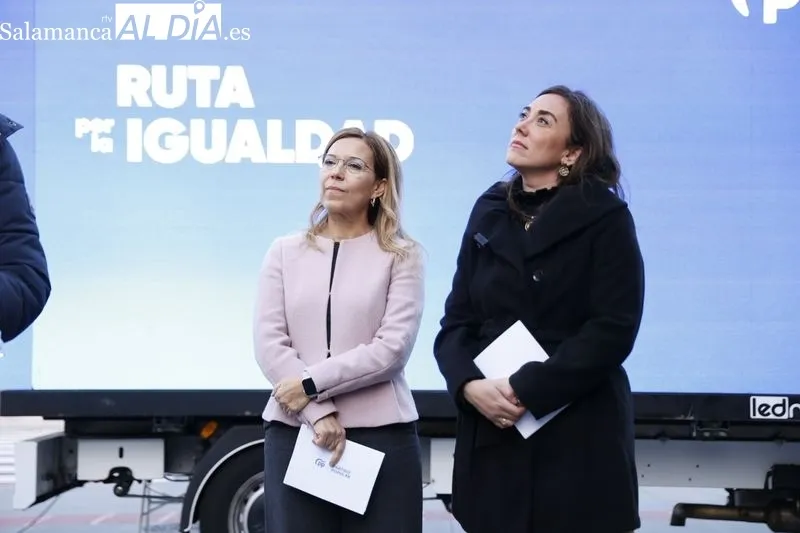 La ‘Ruta por la Igualdad’ del PP ha llegado este jueves a Salamanca. Fotos: David Sañudo