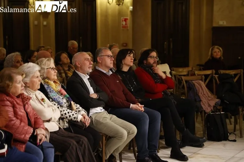 Pregón de la Semana Santa de Zamora en el Casino de Salamanca. Fotos: David Sañudo