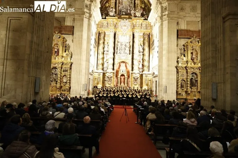 Concierto de Pasión en La Clerecía por el Coro 'Tomás Luis de Victoria' de la Universidad Pontificia de Salamanca (UPSA) . Fotos: David Sañudo