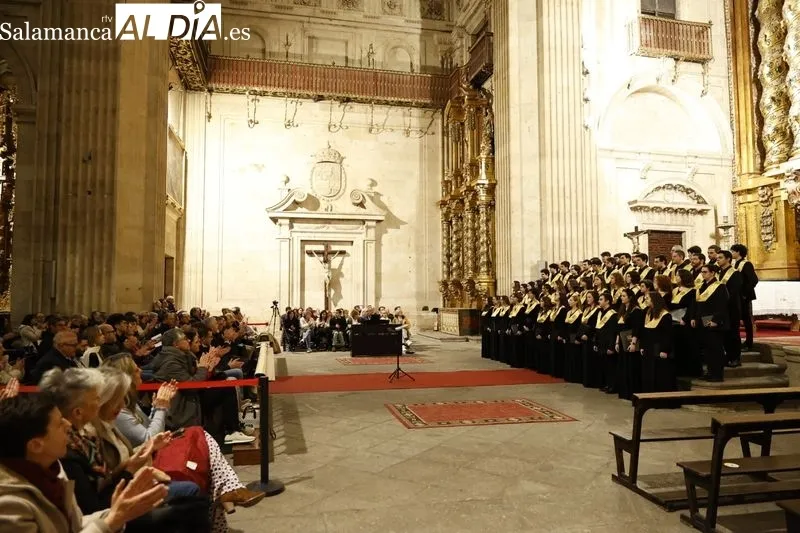 Concierto de Pasión en La Clerecía por el Coro 'Tomás Luis de Victoria' de la Universidad Pontificia de Salamanca (UPSA) . Fotos: David Sañudo