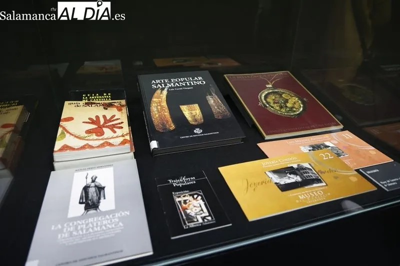 ‘Magia y oro', una nueva exposición para conocer la joyería tradicional salmantina  | FOTOS: David Sañudo 