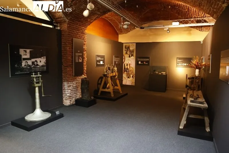 ‘Magia y oro', una nueva exposición para conocer la joyería tradicional salmantina  | FOTOS: David Sañudo 