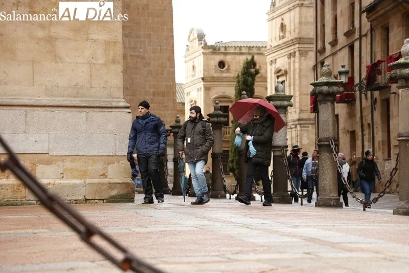 Ambiente en el centro de Salamanca en esta mañana de domingo. Fotos: David Sañudo
