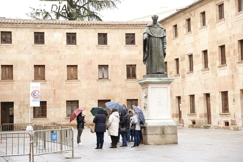 Ambiente en el centro de Salamanca en esta mañana de domingo. Fotos: David Sañudo