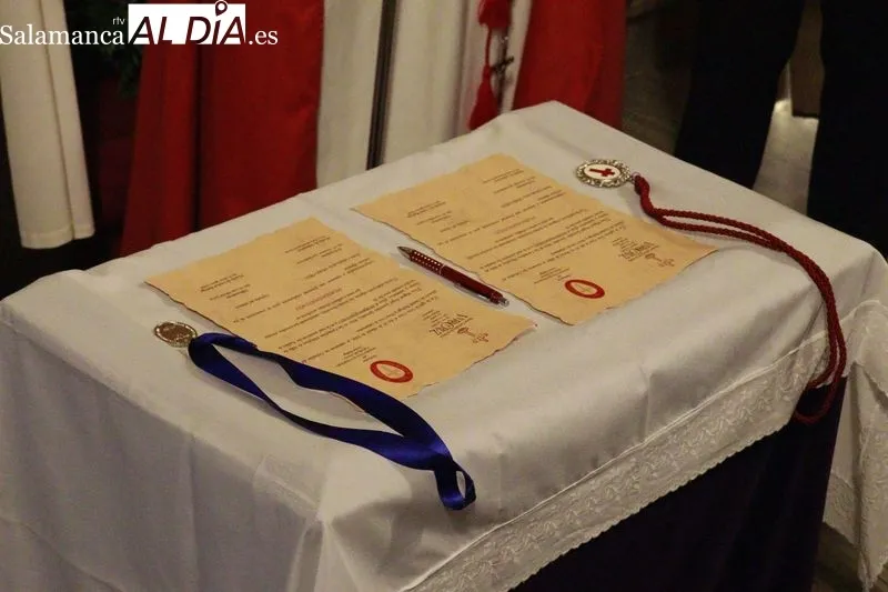 Acto de hermanamiento entre la Ilustre Cofradía de la Santa Vera Cruz de Salamanca y la Hermandad del Santísimo Cristo de la Expiración-Cofradía del Silencio de Ciudad Rodrigo. Fotos: Raúl Riego