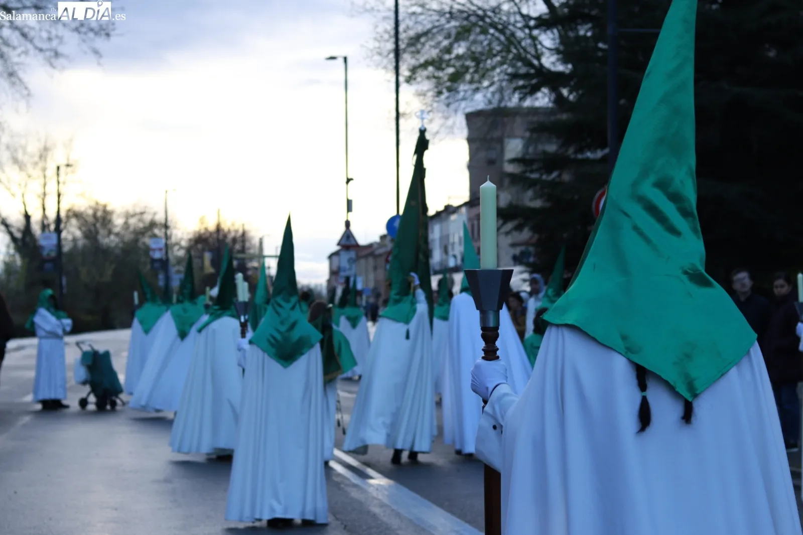 Procesión de la Cofradía de la Oración en el Huerto De Los Olivos. Fotos: Raúl Riego