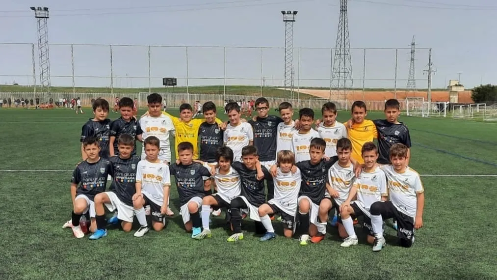 Foto 3 - Resultados de la vig&eacute;simoprimera jornada para el Alba de Tormes Club de F&uacute;tbol