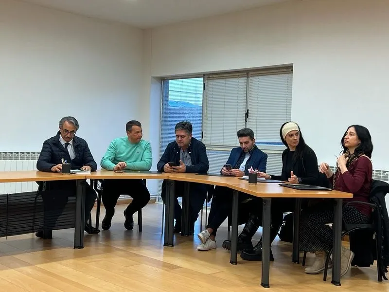 Los concejales del PP, Vox y PSOE durante el pleno de este miércoles
