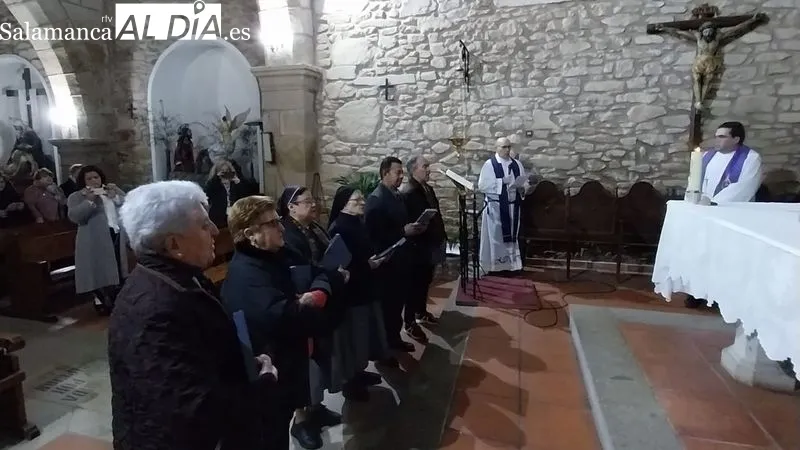 La ermita del Humilladero acogió el acto presidido por el obispo