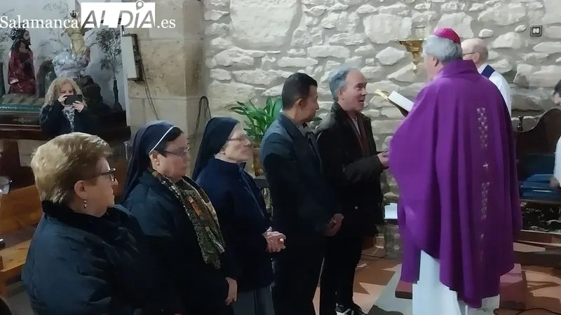 La ermita del Humilladero acogió el acto presidido por el obispo